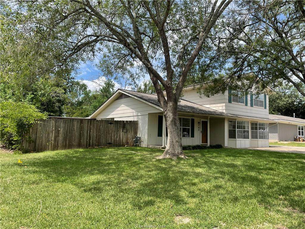 702 Lee Avenue - Photo 1
