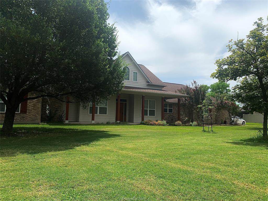 1684 Peach Crossing Drive - Photo 1