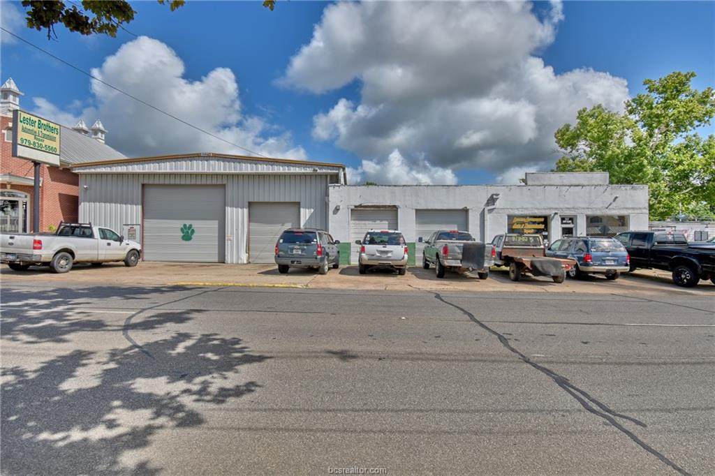 307 Alamo Street - Photo 1
