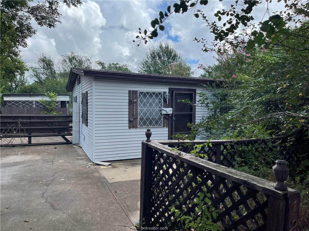 1218 27th Street - Photo 1
