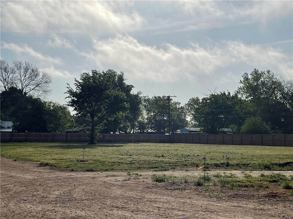 411 Wrangler Street - Photo 1