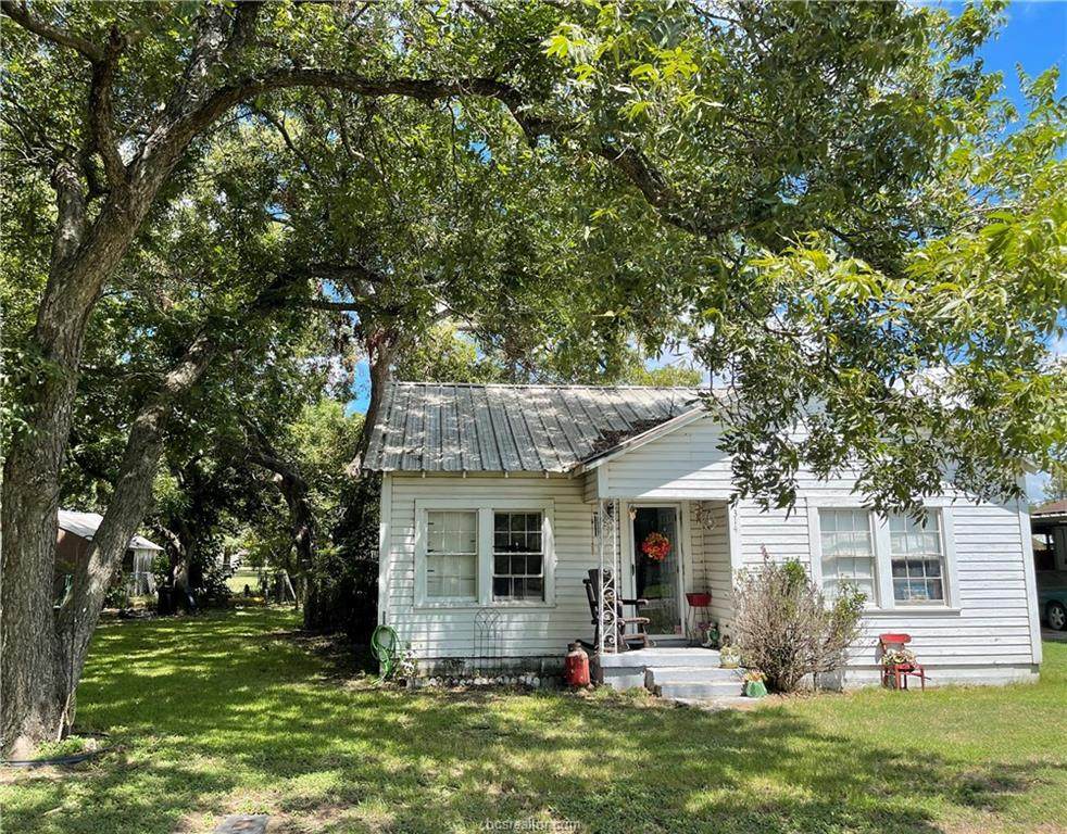314 Collins Street - Photo 1