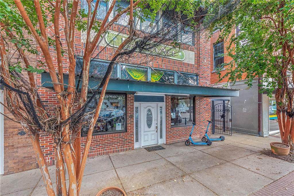 209 Main Street - Photo 1
