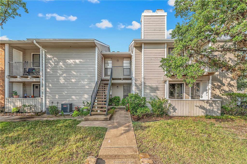 1901 Holleman Drive - Photo 1