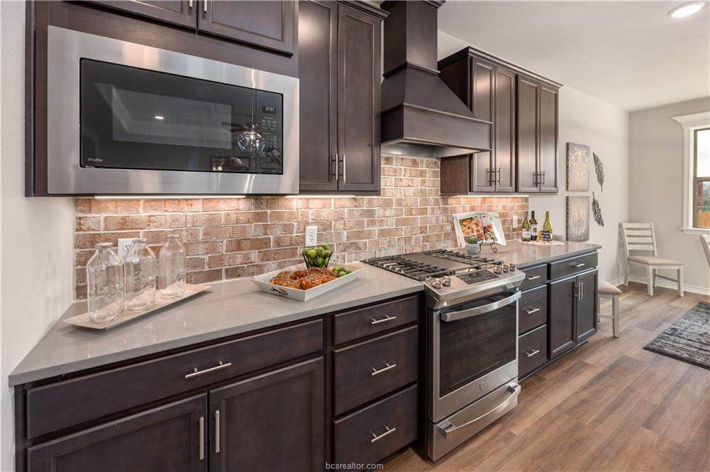3900 Brownway Court - Photo 1