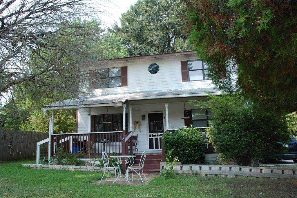 815 Armbrister Street - Photo 1