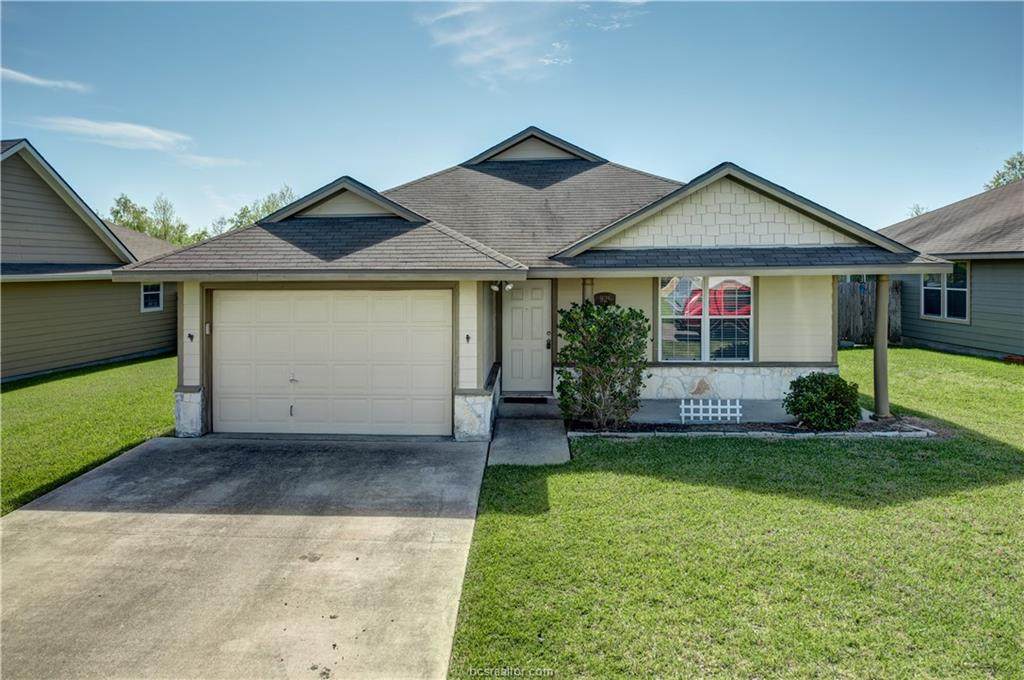 921 Crested Point Drive - Photo 1