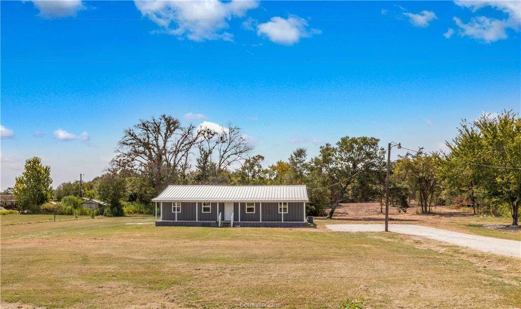 14440 Fm 1696 Road - Photo 1