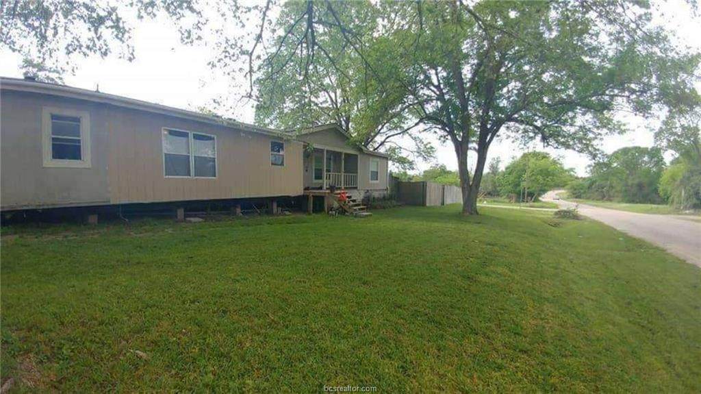 203 Blackshear Street - Photo 1