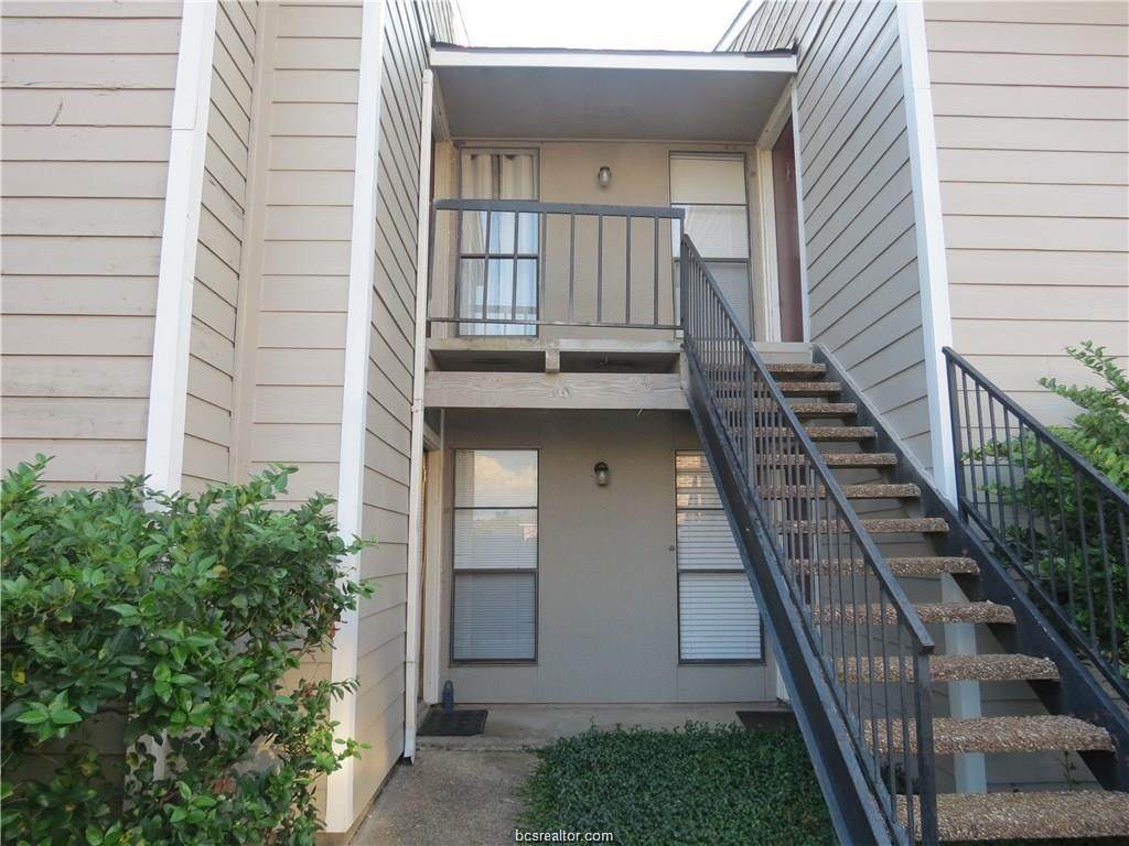 1901 Holleman Drive - Photo 1
