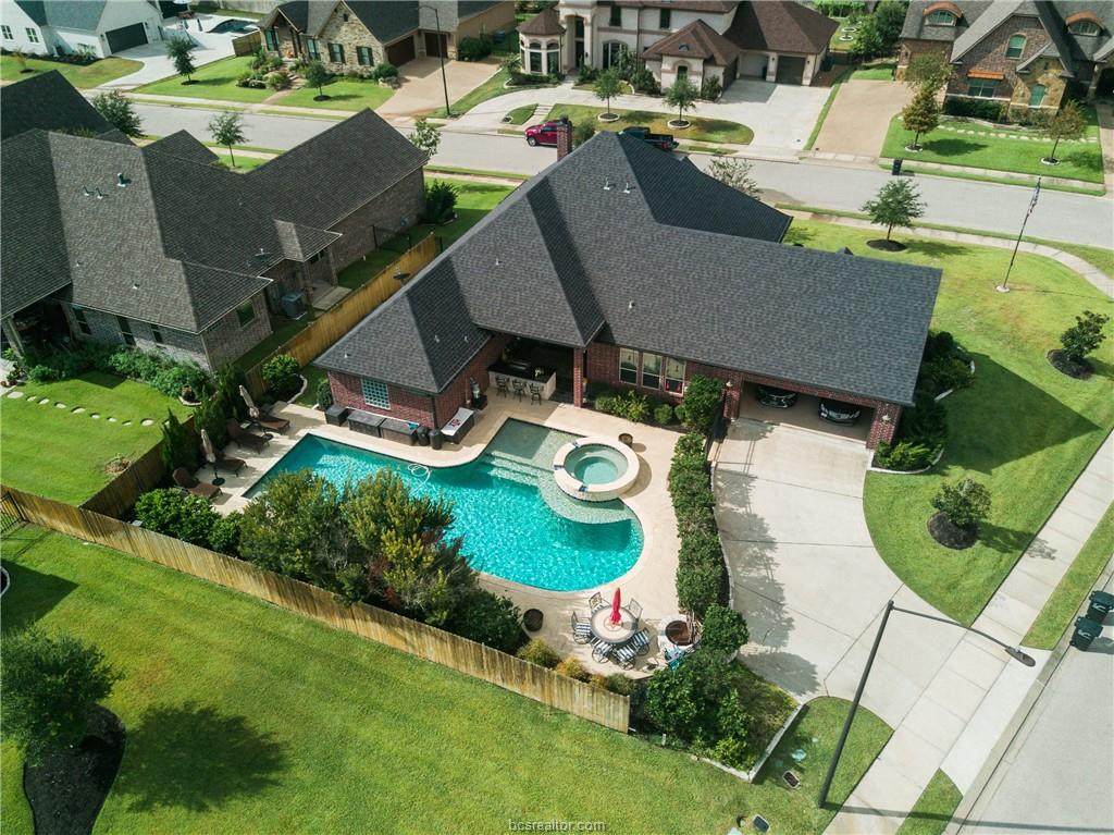 5201 Kinloch Drive - Photo 1