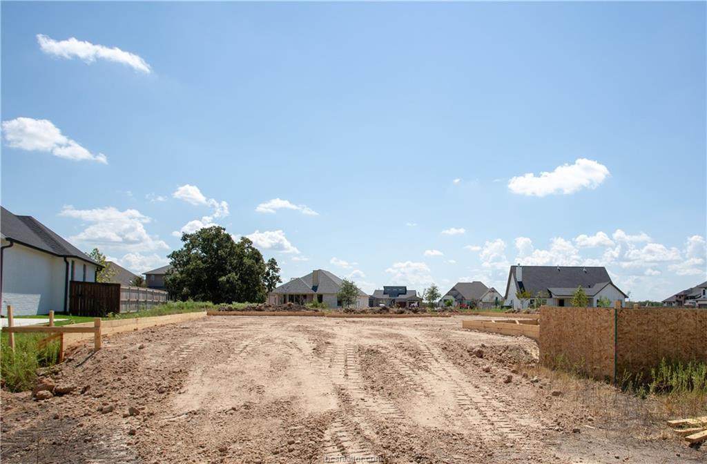 4806 Crystal Ridge Court - Photo 1