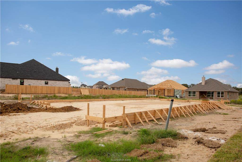 4104 Hennepin Court - Photo 1