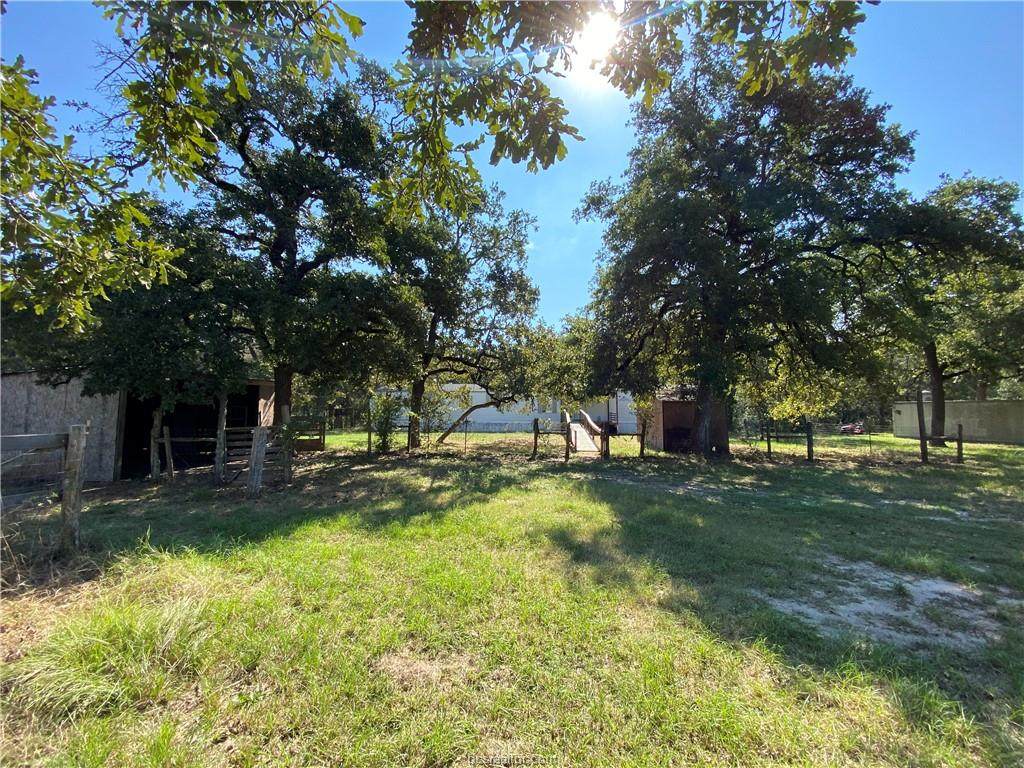 1605 Creek Side Circle - Photo 1