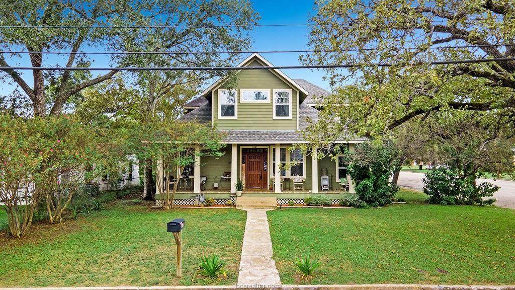 487 Brenham Street - Photo 1