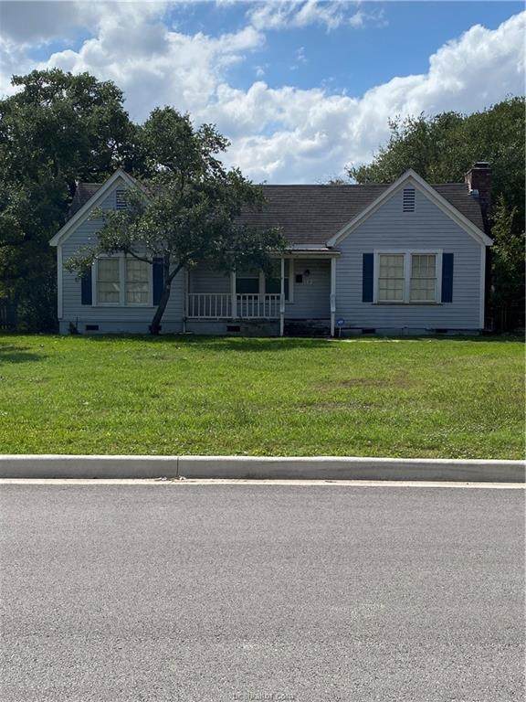 112 Pershing - Photo 1