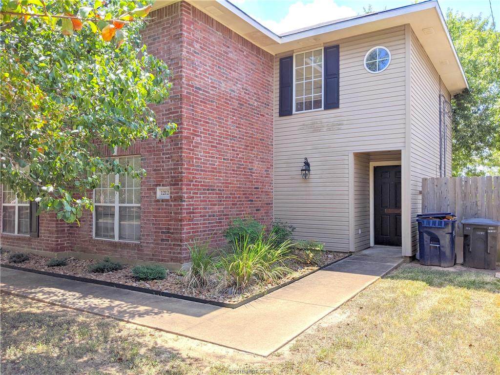 1212 Oney Hervey Drive - Photo 1
