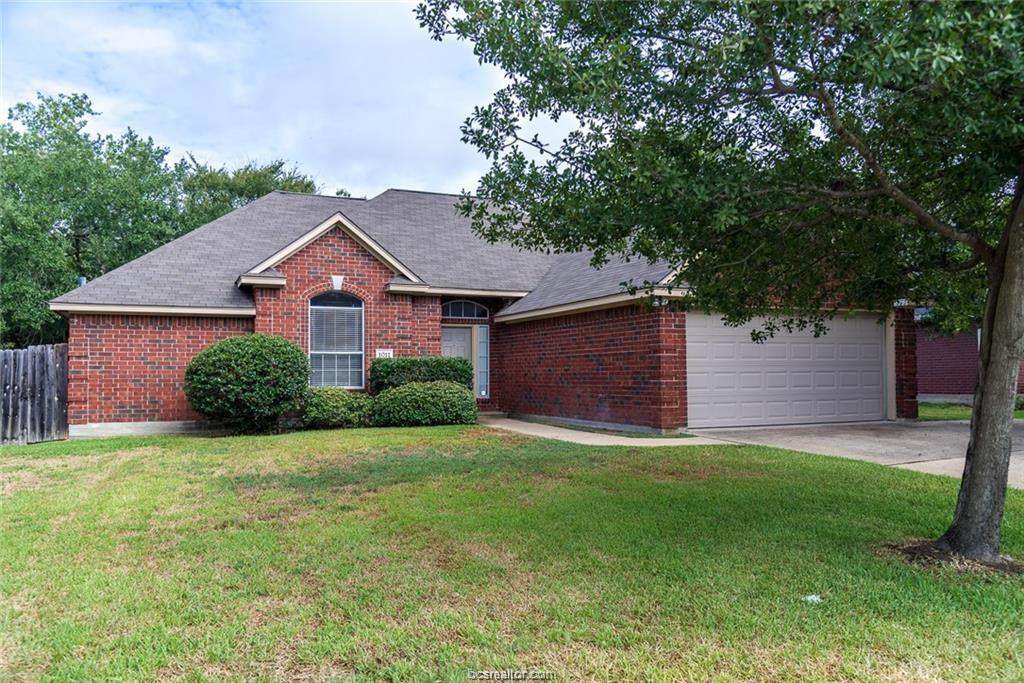 1011 Bayou Woods Drive - Photo 1