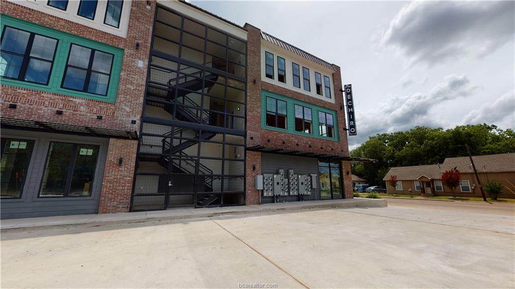 305 27th Street - Photo 1