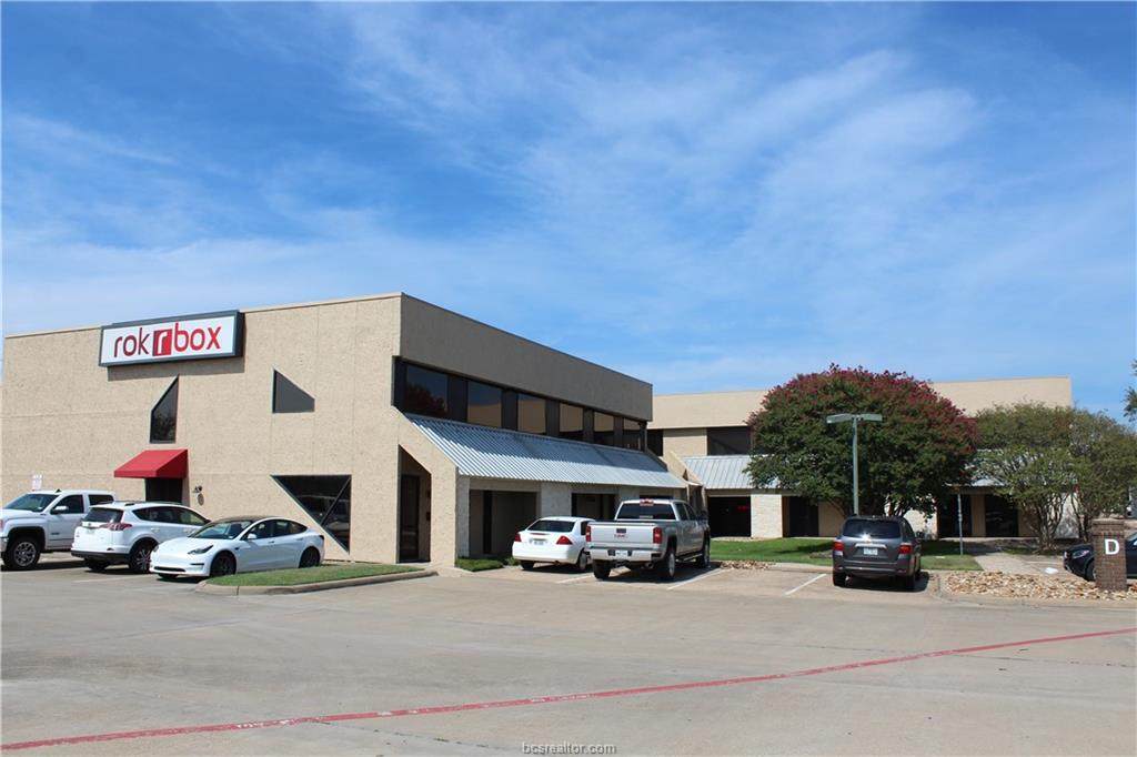 707 Texas Avenue - Photo 1