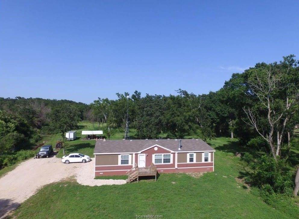 256 Yaupon Drive - Photo 1