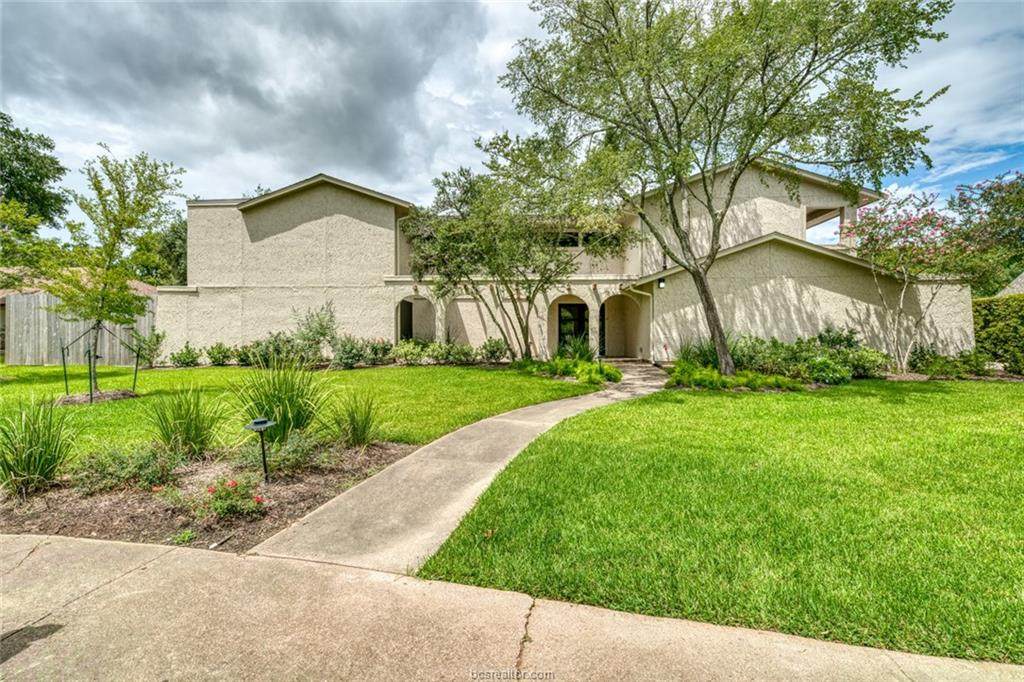 2802 Brothers Boulevard - Photo 1
