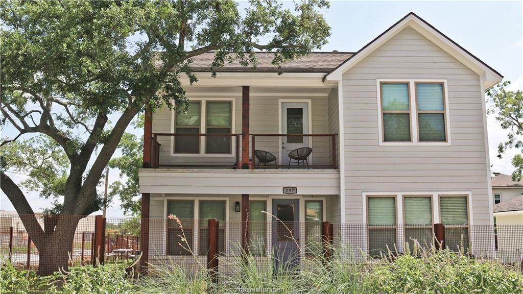 297 Glade Street - Photo 1