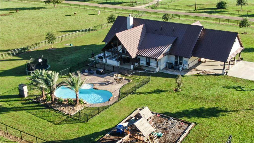 35208 Pine Ridge Road - Photo 1