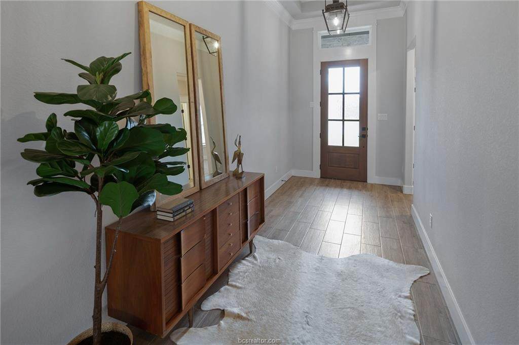 4107 Hennepin Ct. Court - Photo 1