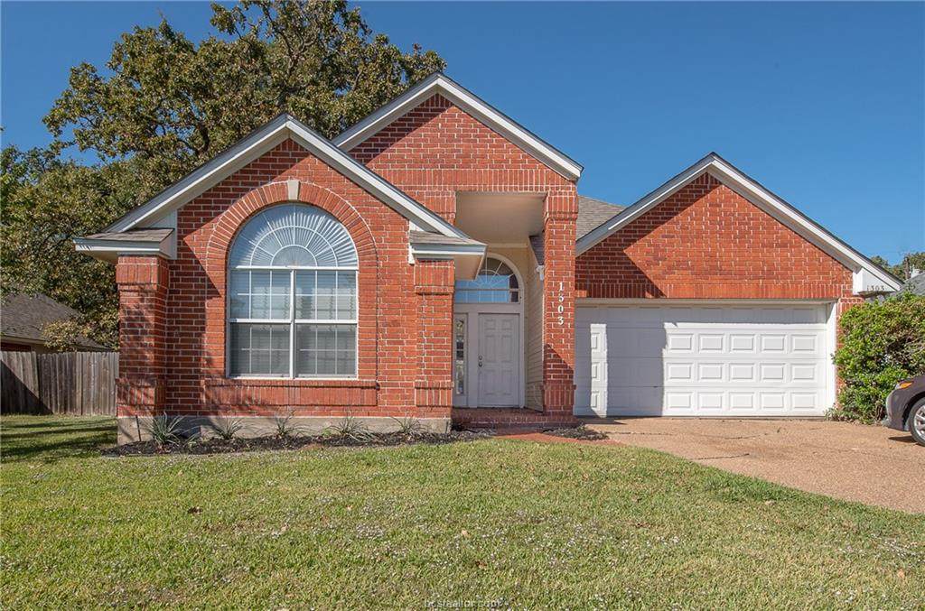1303 Bayou Woods Drive - Photo 1
