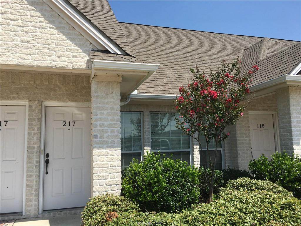 3613 Hampton Court - Photo 1