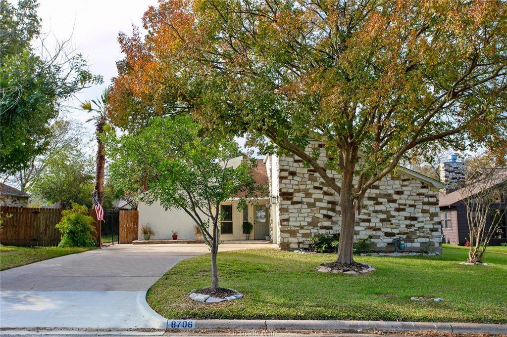 8706 Greenleaf Drive - Photo 1