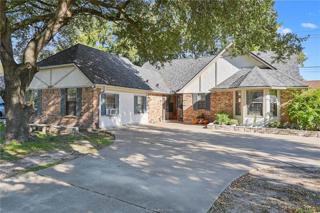 2526 Arbor Drive - Photo 1