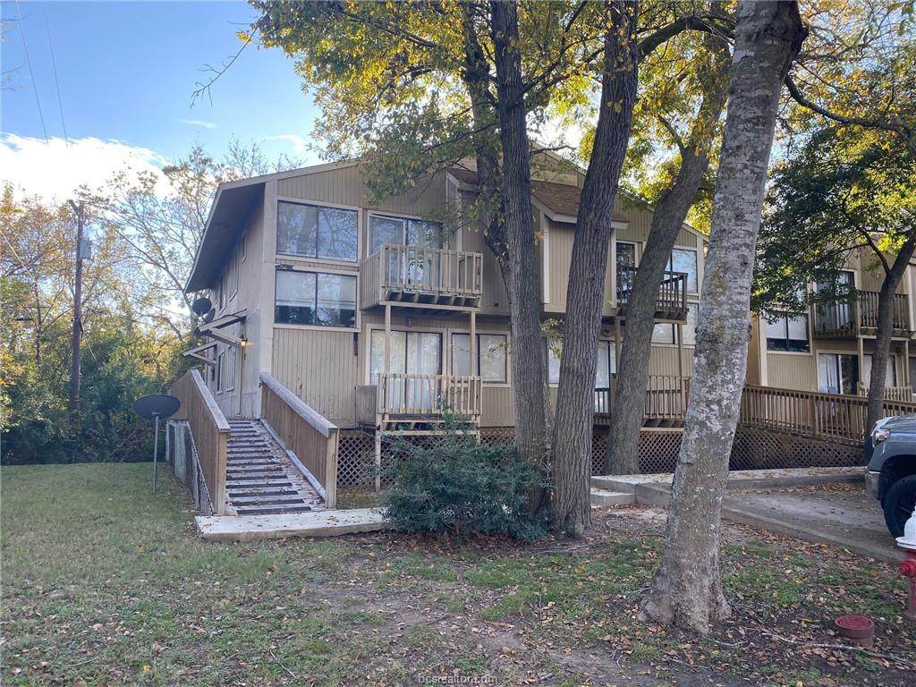 1218 Holik Drive - Photo 1