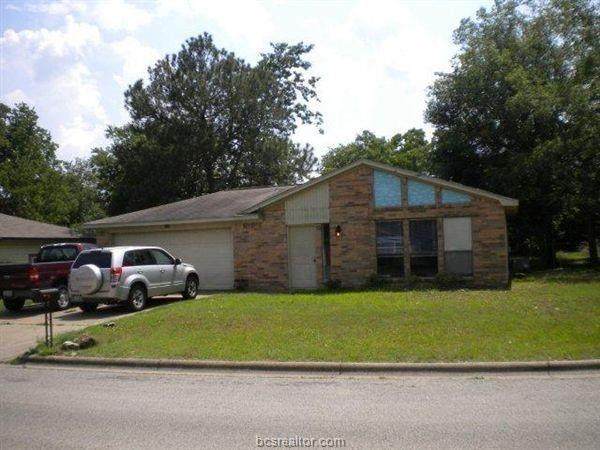 1108 Dexter Drive - Photo 1