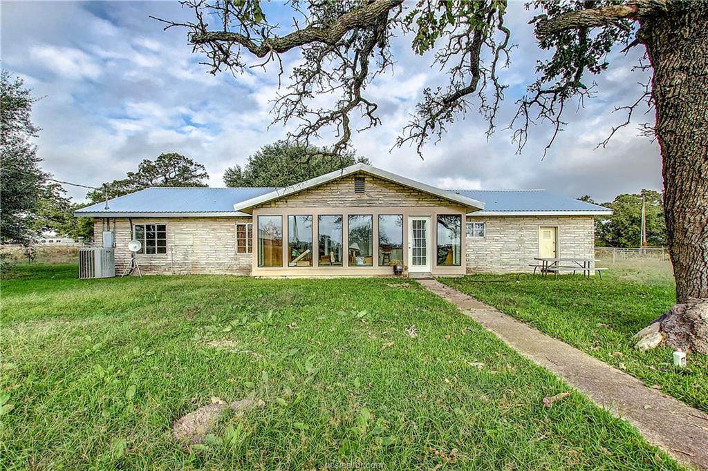 5304 Hearne Lane - Photo 1