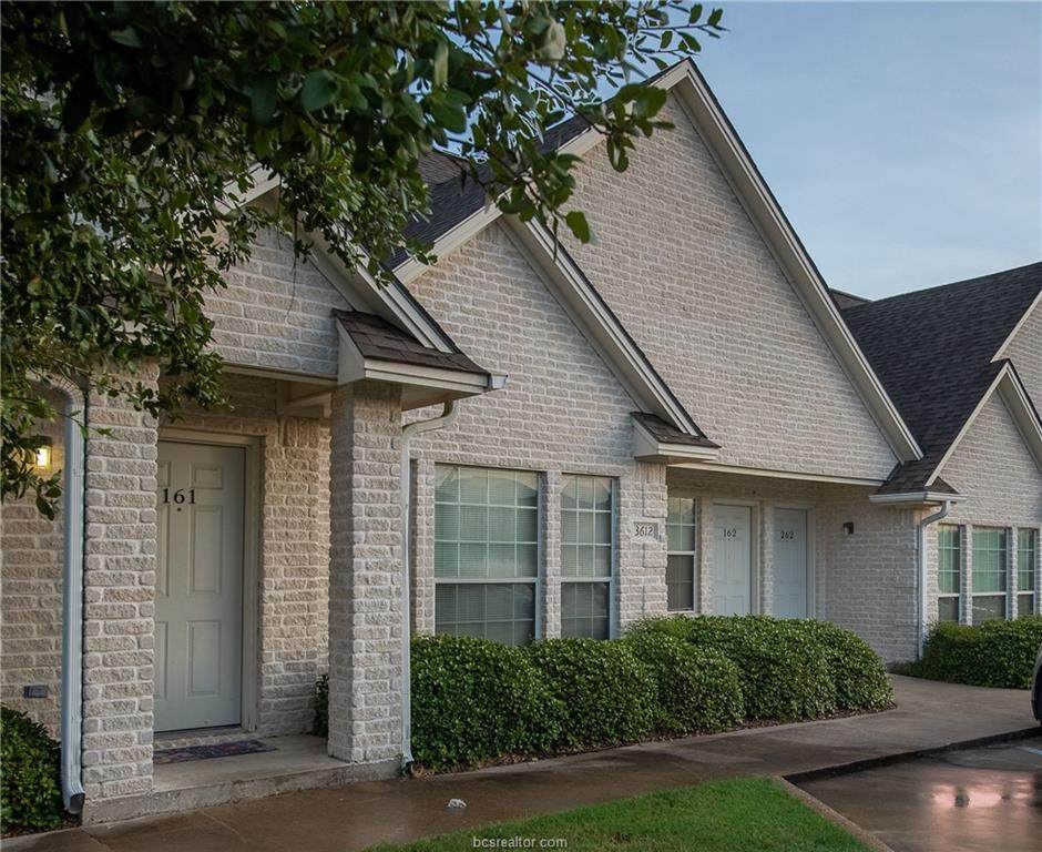 3628 Hampton Court - Photo 1