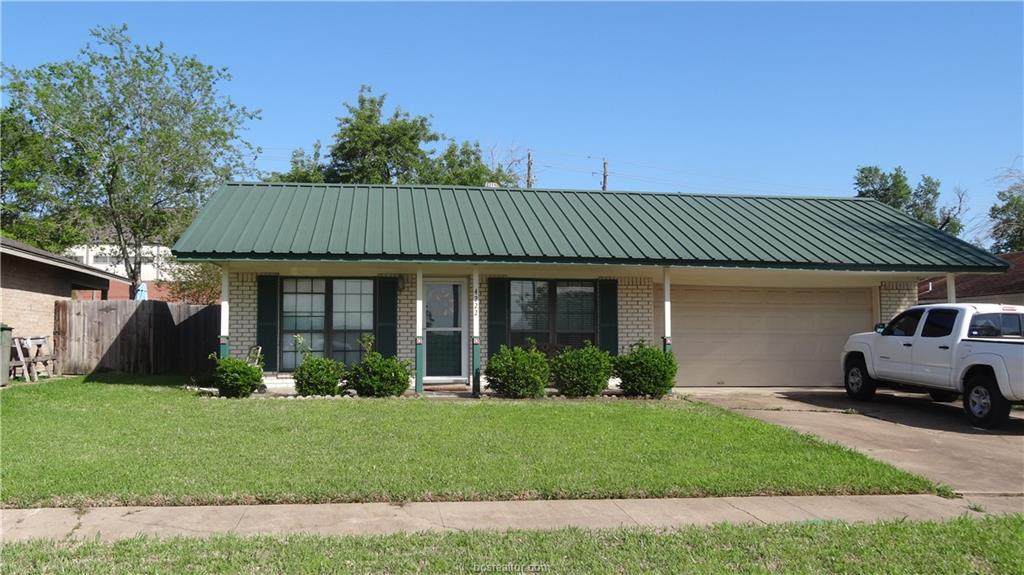 4222 Woodcrest Drive - Photo 1
