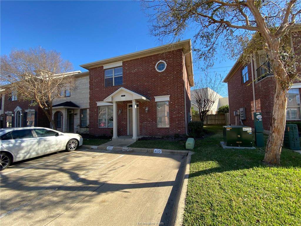 435 Forest Dr - Photo 1