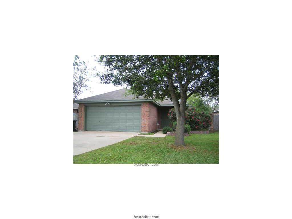 822 Azalea Court - Photo 1