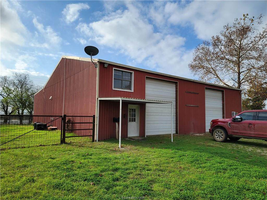 221 Avenue C - Photo 1