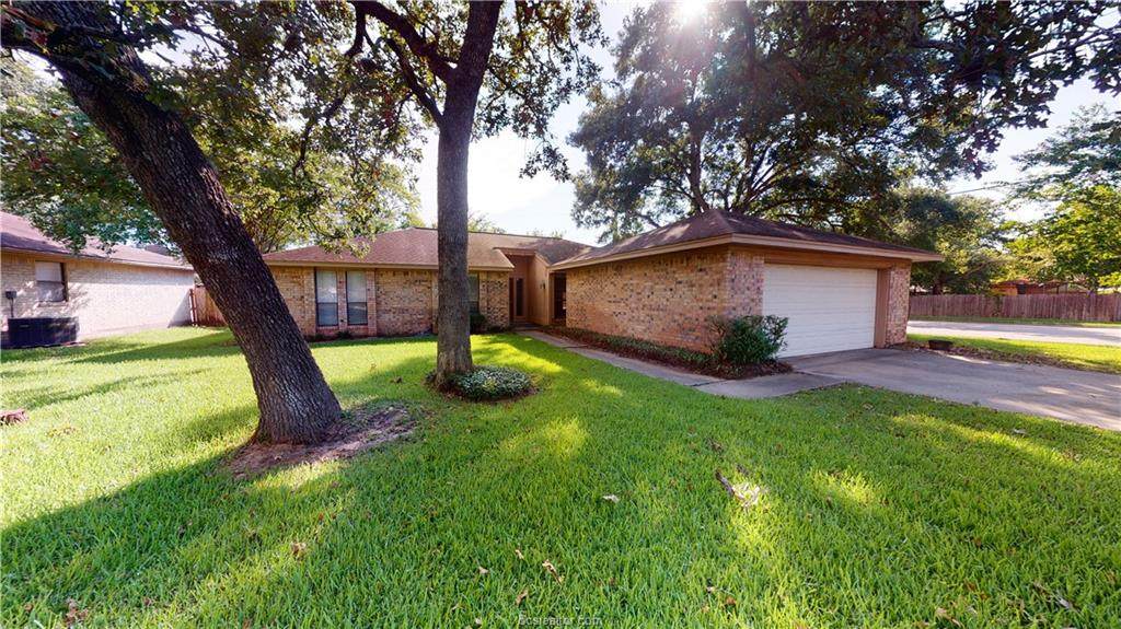 2800 Normand Drive - Photo 1