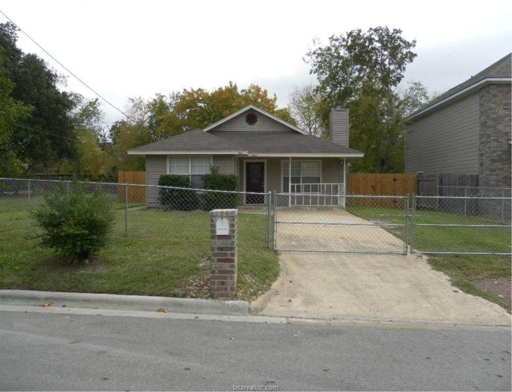 412 Thompson Street - Photo 1