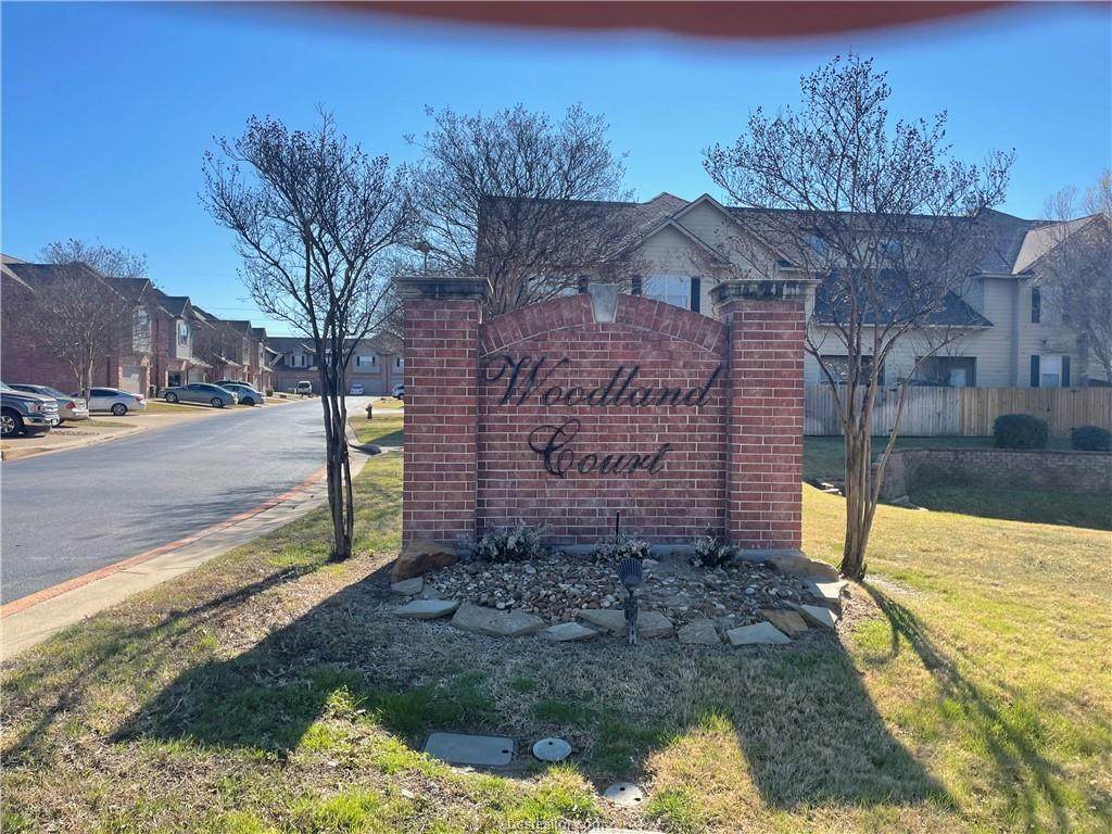 1425 Villa Maria Street - Photo 1