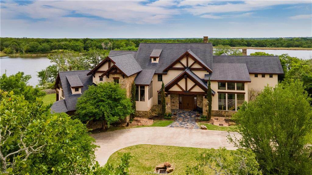 3144 Arapaho Ridge Drive - Photo 1