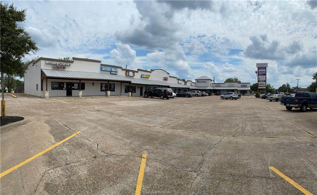 3601 East 29th Street - Photo 1