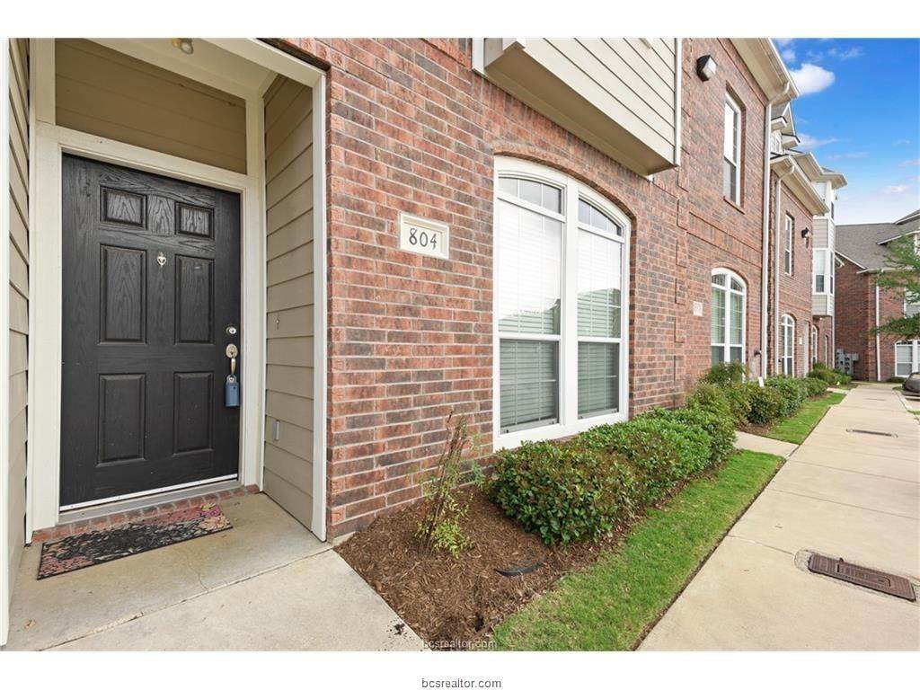 305 Holleman Drive - Photo 1