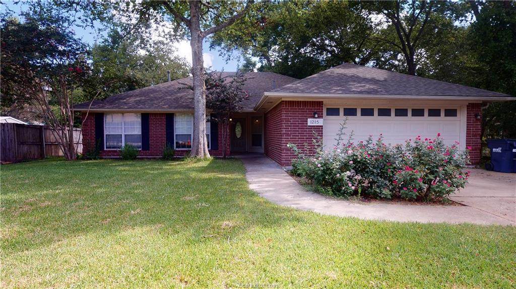 1215 Glade Street - Photo 1