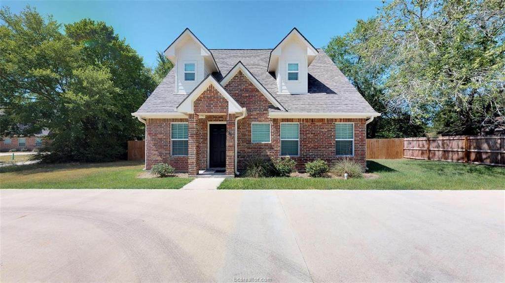 2304 Lorito Circle - Photo 1