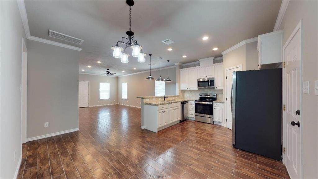 2306 Lorito Circle - Photo 1